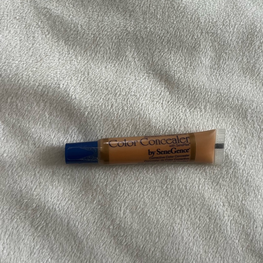 Concealer medium